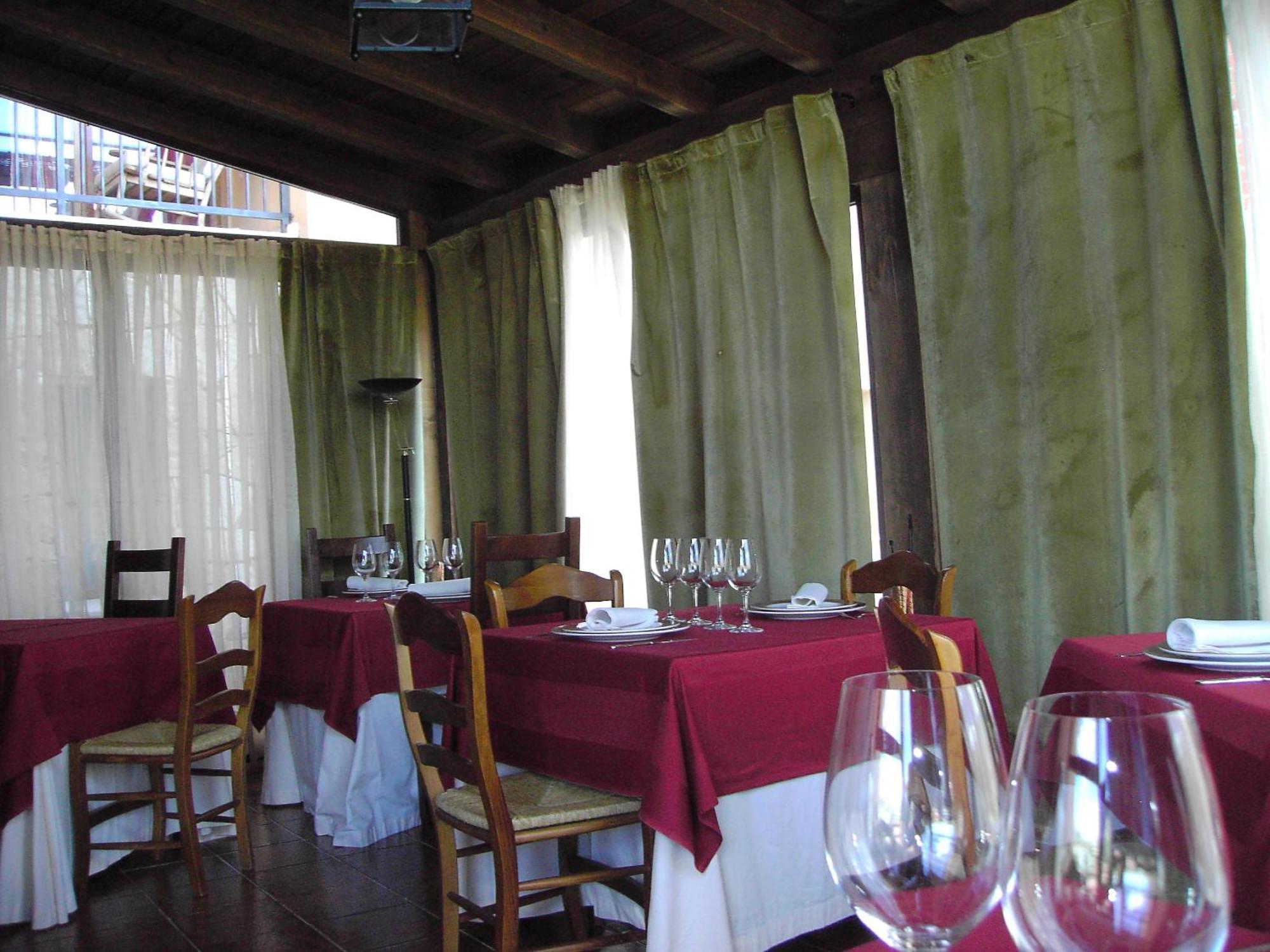 Hotel Rural El Yantar De Gredos San Martin del Pimpollar Bagian luar foto