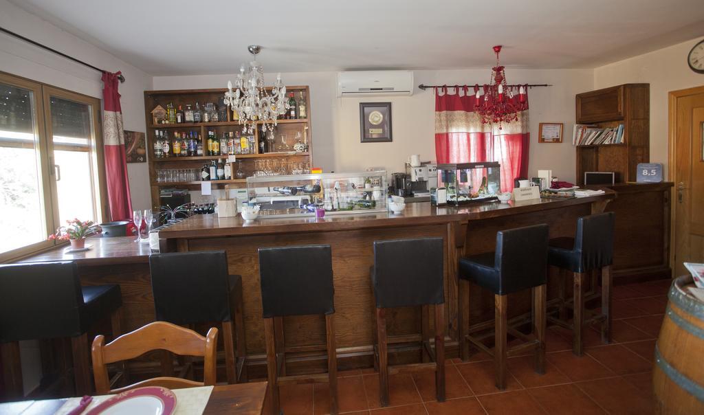 Hotel Rural El Yantar De Gredos San Martin del Pimpollar Bagian luar foto