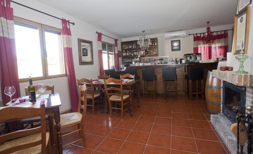 Hotel Rural El Yantar De Gredos San Martin del Pimpollar Bagian luar foto
