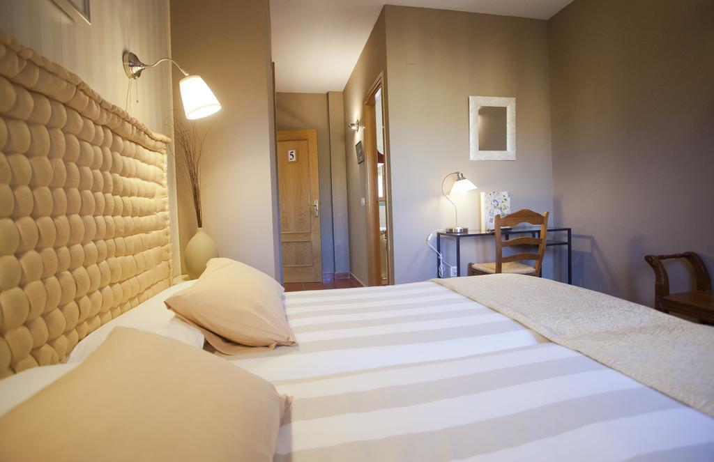 Hotel Rural El Yantar De Gredos San Martin del Pimpollar Bagian luar foto